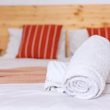 Дом отдыха The *